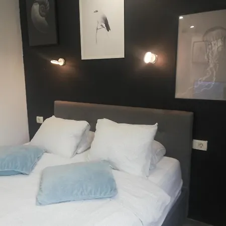 Apartments Simple Teslina Zagreb Room photo