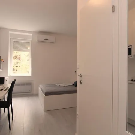 Apartments Simple Teslina Zagreb Exterior photo
