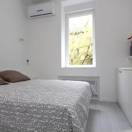 Apartments Simple Teslina Zagreb Exterior photo