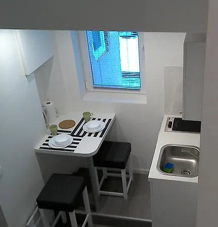 Apartments Simple Teslina Zagreb Exterior photo