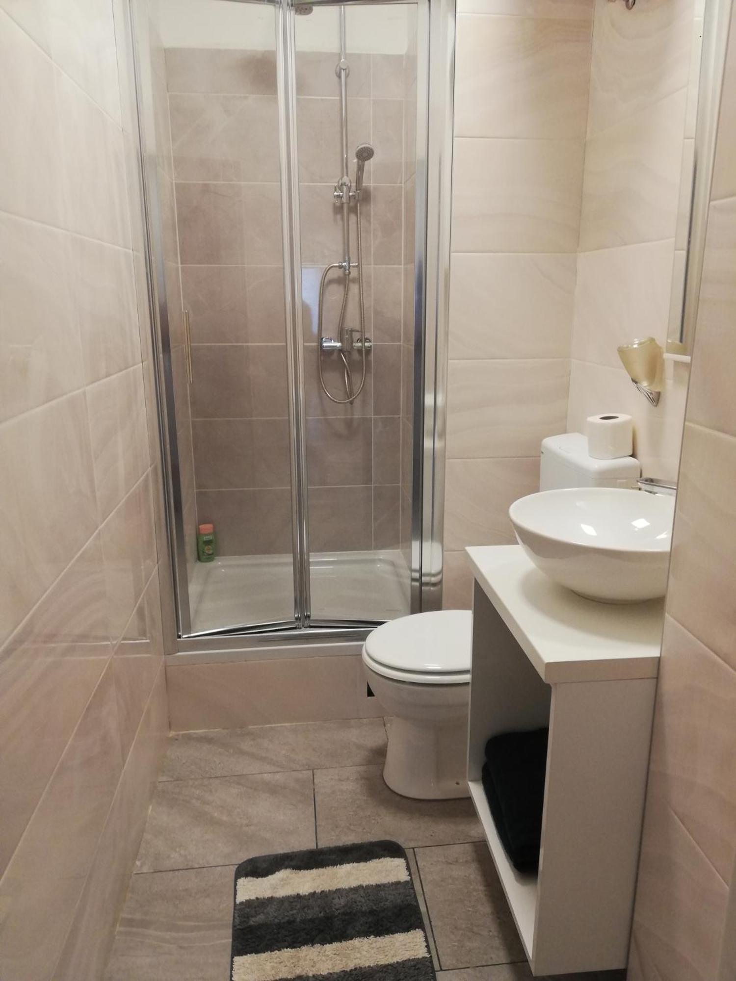 Simple Teslina Apartment