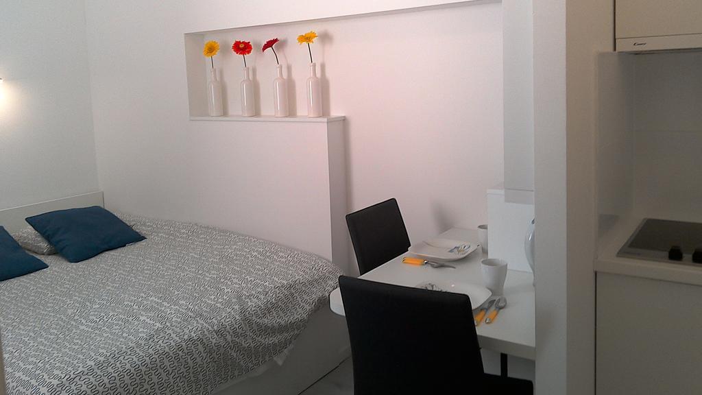 Simple Teslina * Zagreb