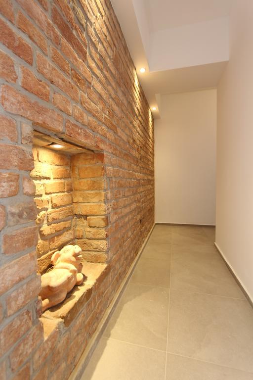 Simple Teslina Apartment *