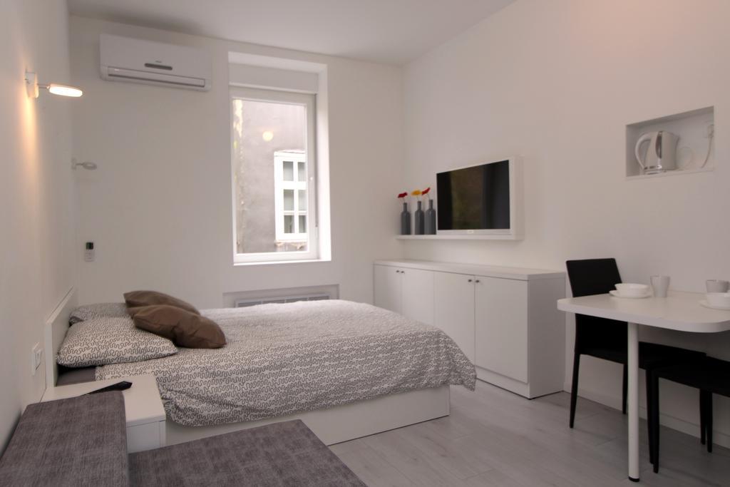 Apartment Simple Teslina Zagreb