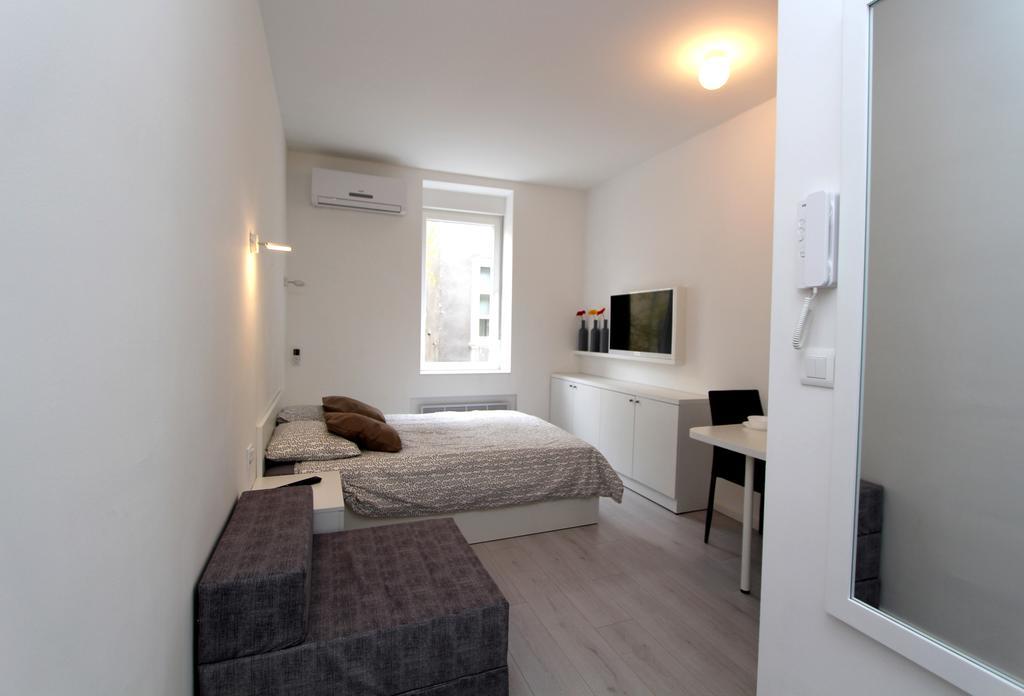 Apartment Simple Teslina