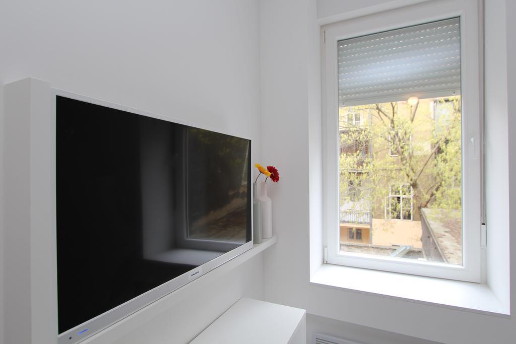 Simple Teslina Apartment Zagreb